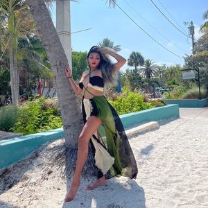 Famous fashion nova maxi dress